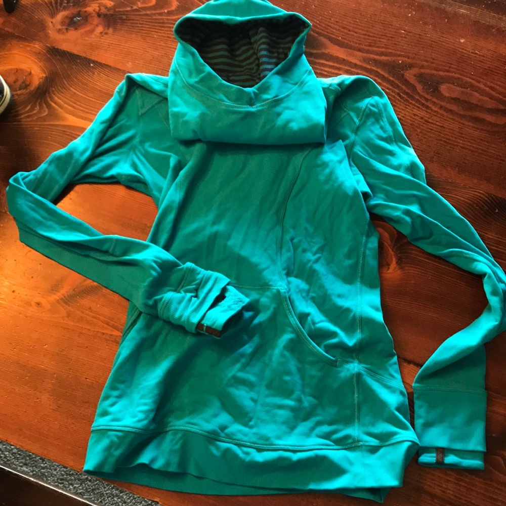 Lululemon hooded sweatshirt